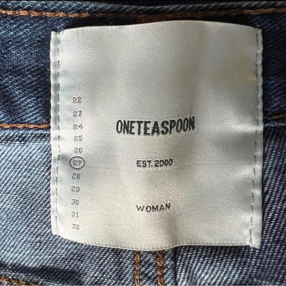 One Teaspoon Shorts - Picture 6 of 9